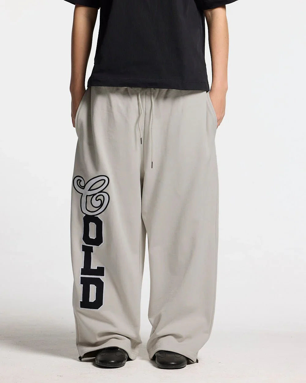 VARSITY PANTS